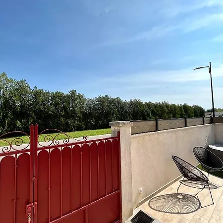 Maison De Charme Avec Jacuzzi Molleges Buitenkant foto