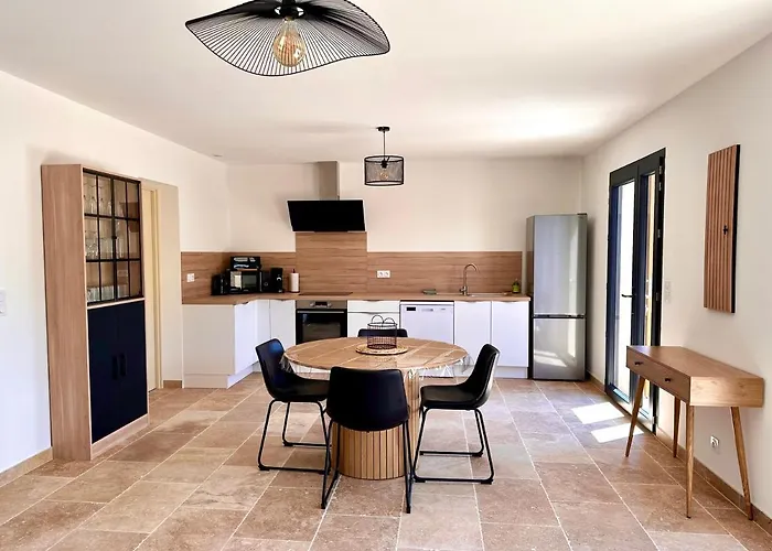 Maison De Charme Avec Jacuzzi